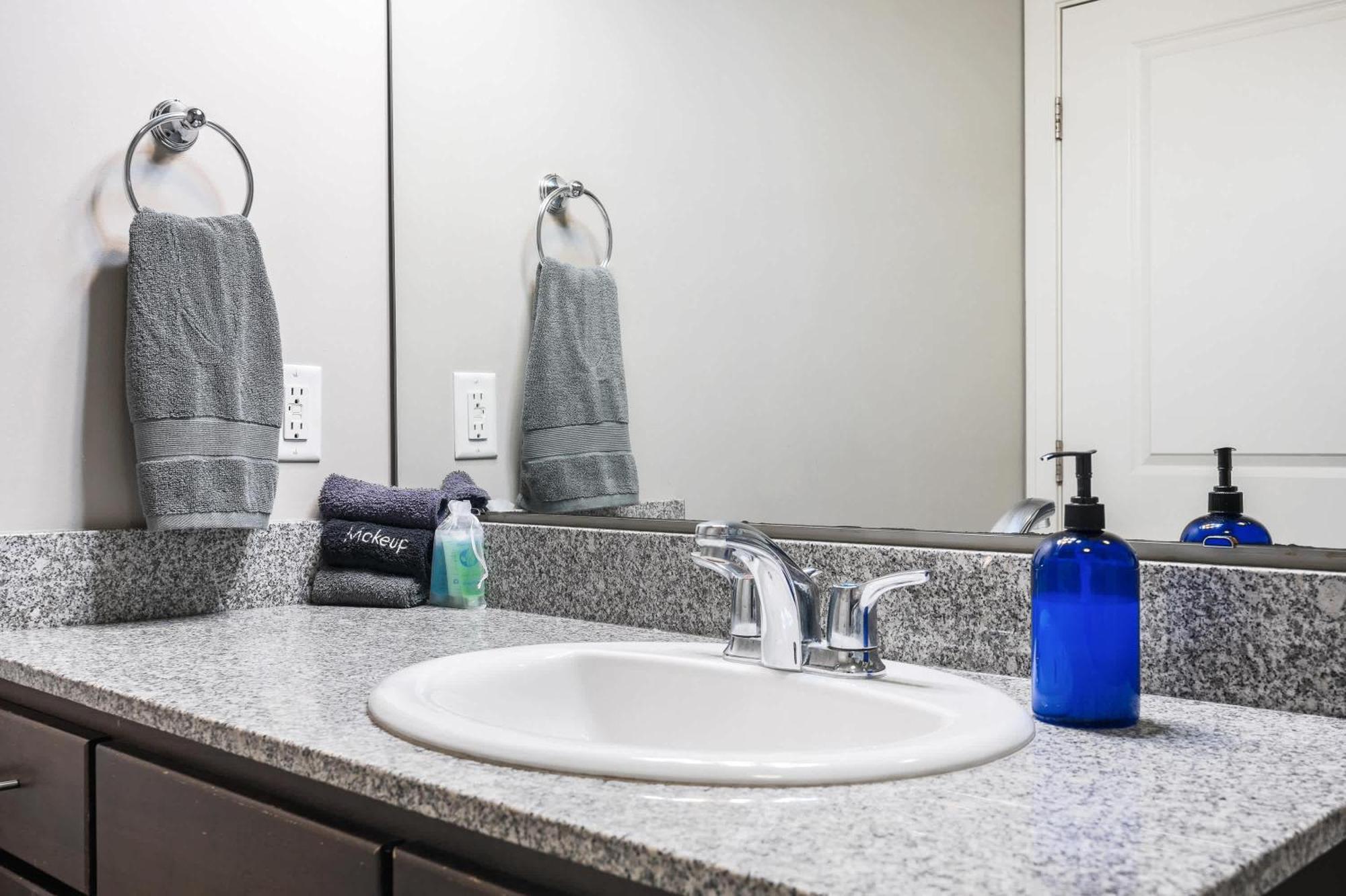 Free Parking Gym & Pool Downtown At Cityway Indianapolis Ngoại thất bức ảnh